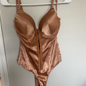 Windsor nude / blush bustier bodysuit
